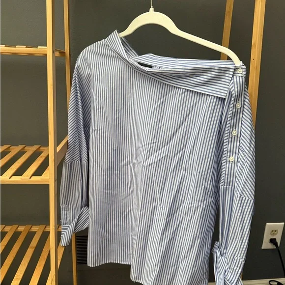 Who What Wear Blue Striped Blouse - Picture 1 of 3